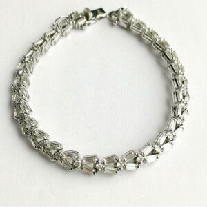 Cz tennis bracelet in silver